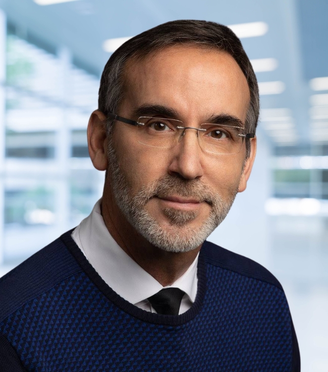 Dr. Richard Parfitt